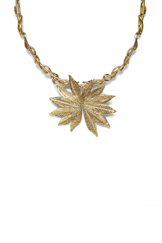 Colar folhagem