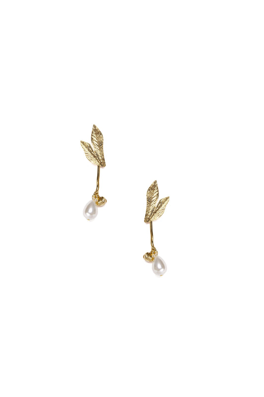 Brinco folhagem com pérola
