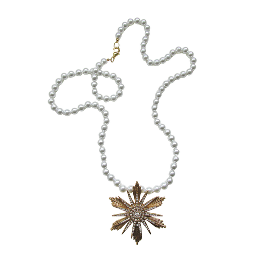 Colar Estrela Saint Laurent e Pérolas