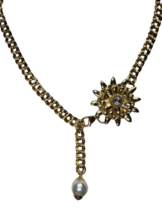 Cinto Flor Dourada com Cristal e Maxi Pérola