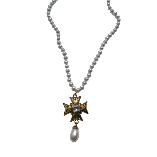 Colar Cruz Malta com Pérolas