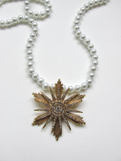 Colar Estrela Saint Laurent e Pérolas