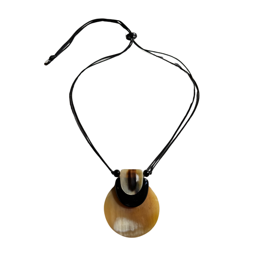 Colar Resina Geométrico