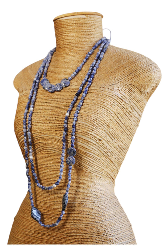 Colar triplo lápis lazuli